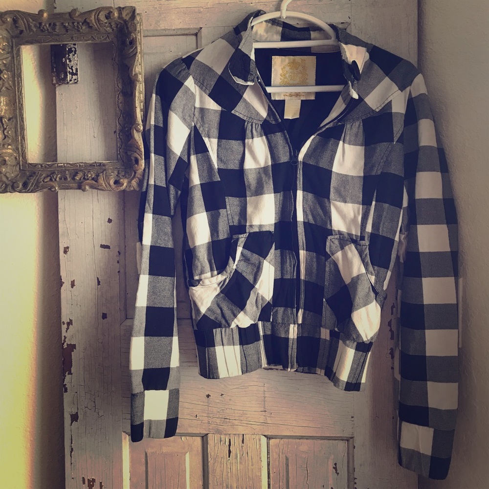 Wet seal light jacket